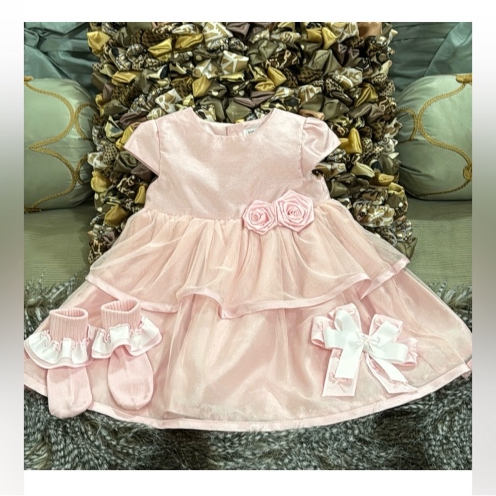 Carter’s kids dress size 18 months & socks and bow price is firm